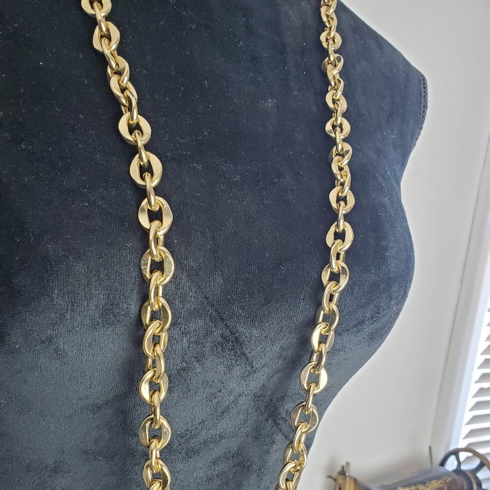 Gold Toned Link Necklace 🤩 - Picture 5 of 8